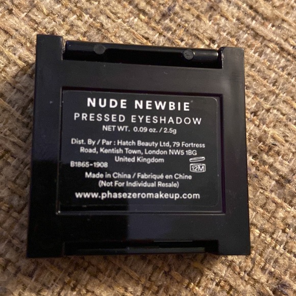 PHASE ZERO MAKE UP - Picture 4 of 4